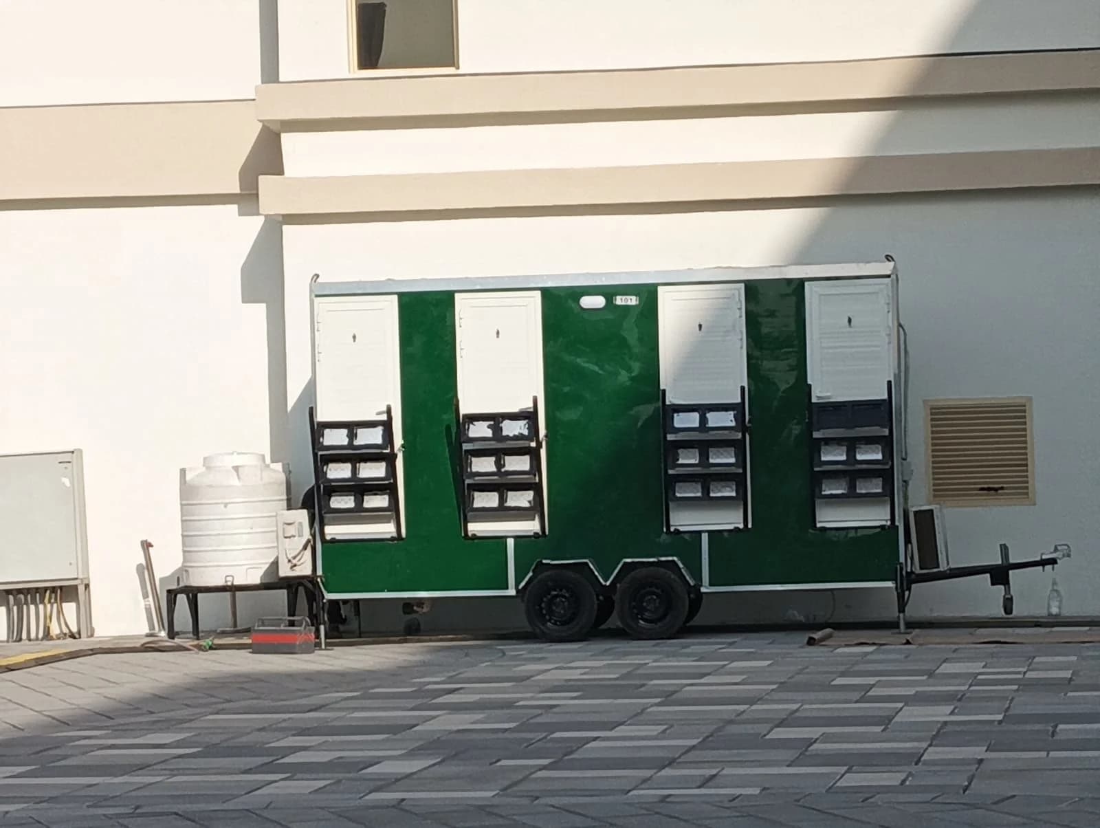 Luxury 4 Cabin Trailer Portable Toilet with 4 Doors view 2